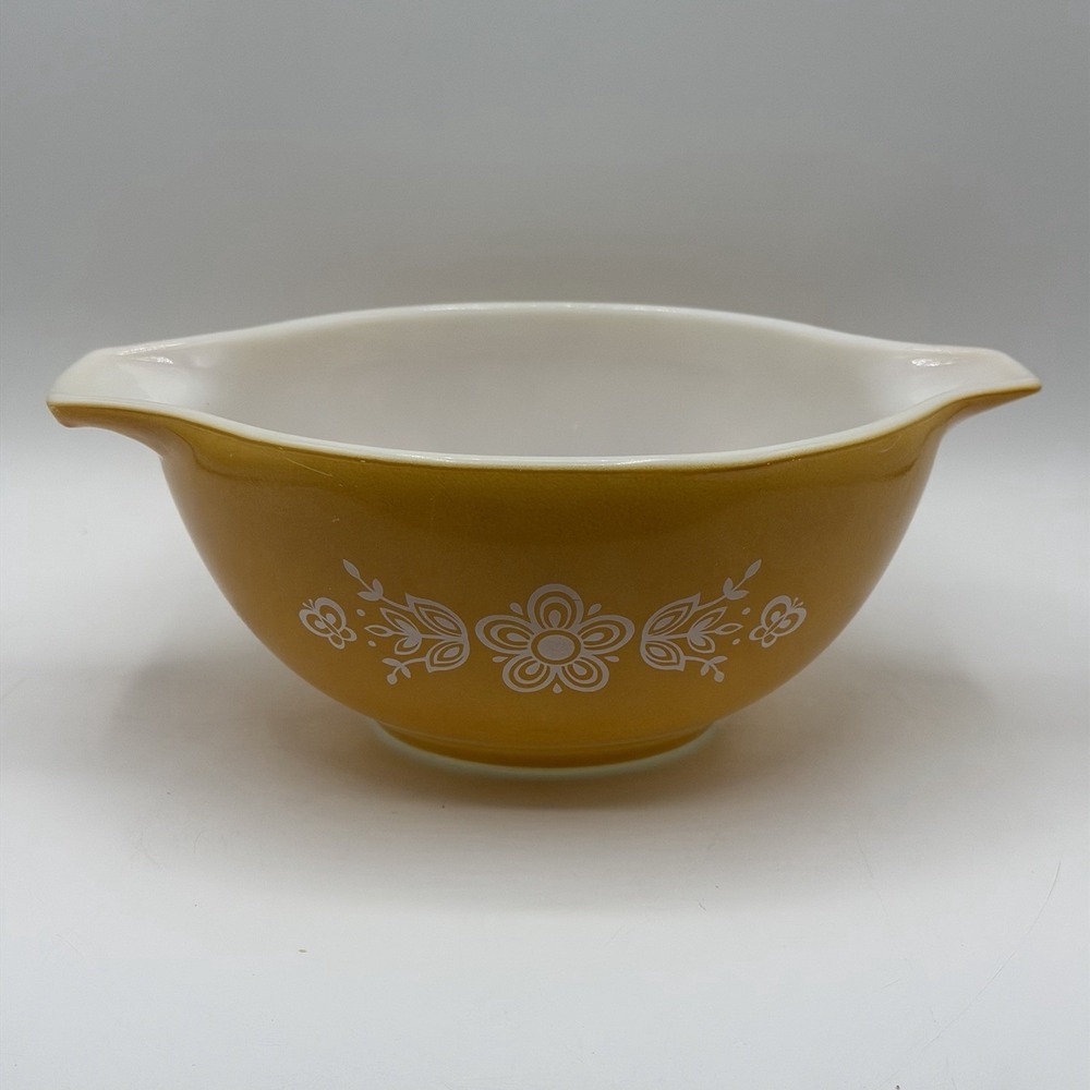 Vintage Pyrex Cinderella Orange Mixing Bowl 1 1/2 Quart 442 Tab Handles